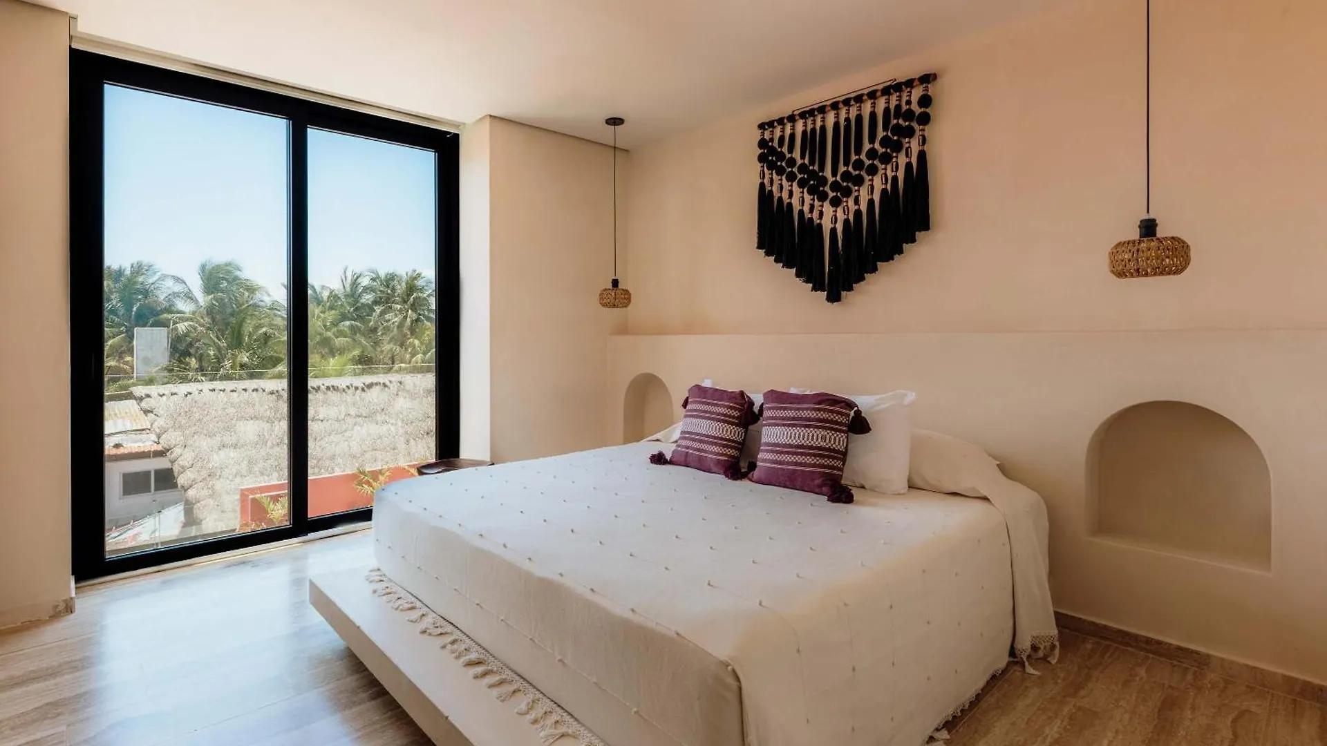 Beachfront Oasis - Yoga Deck - Jacuzzi - 25M Pool Tulum Feriehus