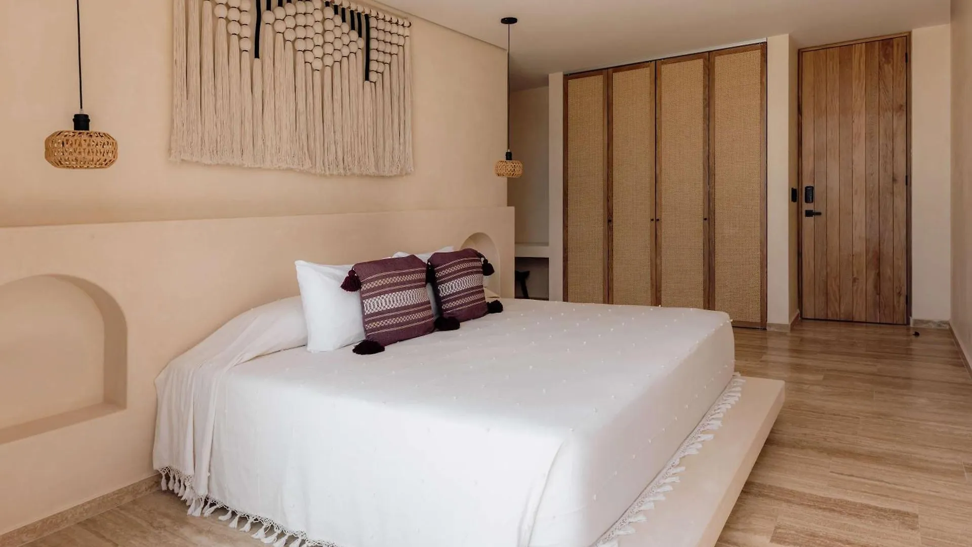Beachfront Oasis - Yoga Deck - Jacuzzi - 25M Pool Tulum